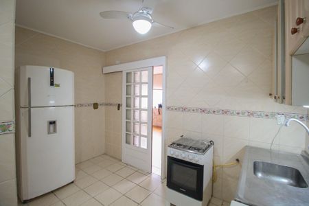 Apartamento para alugar com 98m², 3 quartos e sem vagaCozinha