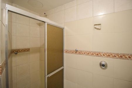 Apartamento para alugar com 98m², 3 quartos e sem vagaBanheiro da Suíte 1