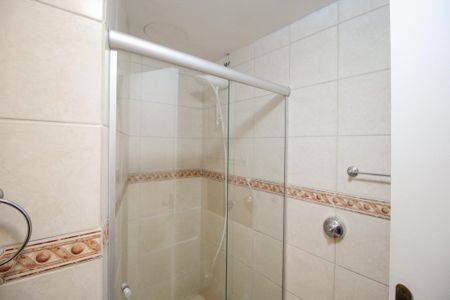 Apartamento para alugar com 98m², 3 quartos e sem vagaBanheiro