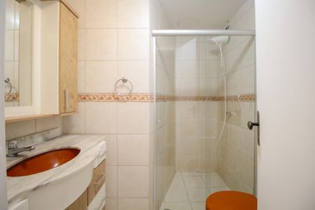 Apartamento para alugar com 98m², 3 quartos e sem vagaBanheiro