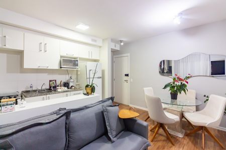 Sala  de apartamento para alugar com 1 quarto, 41m² em Umuarama, Osasco