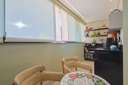 Apartamento à venda com 3 quartos, 85m² em Anchieta, Belo Horizonte