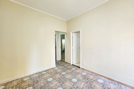 Casa de condomínio para alugar com 61m², 2 quartos e sem vaga Casa de condomínio para alugar com 61m², 2 quartos e sem vagaSala