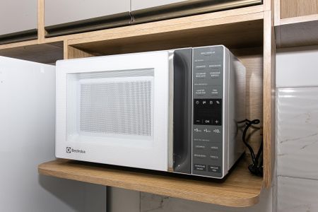 Cozinha - Microondas de apartamento para alugar com 1 quarto, 26m² em Mooca, São Paulo