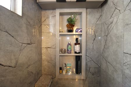 Casa à venda com 400m², 3 quartos e 2 vagasQuarto 1 - Banheiro