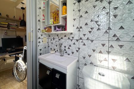 Casa à venda com 700m², 5 quartos e 2 vagasBanheiro - Suíte 
