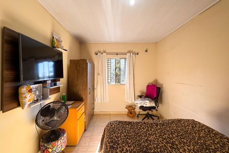 Casa à venda com 700m², 5 quartos e 2 vagasQuarto 