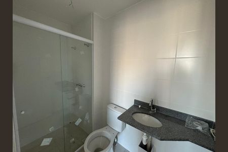 Apartamento para alugar com 65m², 2 quartos e 1 vaga Apartamento para alugar com 65m², 2 quartos e 1 vagaBanheiro