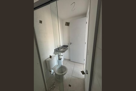 Apartamento para alugar com 65m², 2 quartos e 1 vaga Apartamento para alugar com 65m², 2 quartos e 1 vagaBanheiro