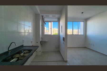 Apartamento para alugar com 65m², 2 quartos e 1 vaga Apartamento para alugar com 65m², 2 quartos e 1 vagaCozinha e Área de Serviço