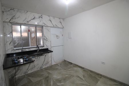 Sala / Cozinha de casa para alugar com 2 quartos, 40m² em Cidade Líder, São Paulo
