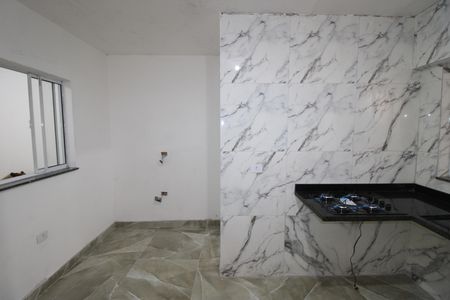 Sala / Cozinha de casa para alugar com 2 quartos, 40m² em Cidade Líder, São Paulo