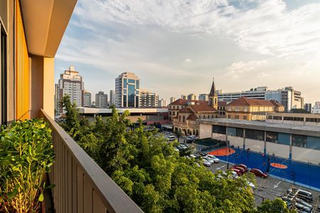 Studio à venda com 34m², 1 quarto e sem vaga Studio à venda com 34m², 1 quarto e sem vagaVaranda