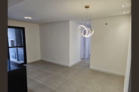 Sala de apartamento para alugar com 2 quartos, 86m² em Boa Vista, Curitiba