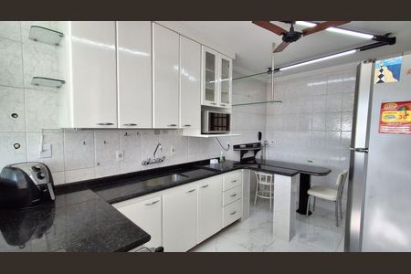 Apartamento para alugar com 85m², 2 quartos e 1 vaga Apartamento para alugar com 85m², 2 quartos e 1 vagaCozinha
