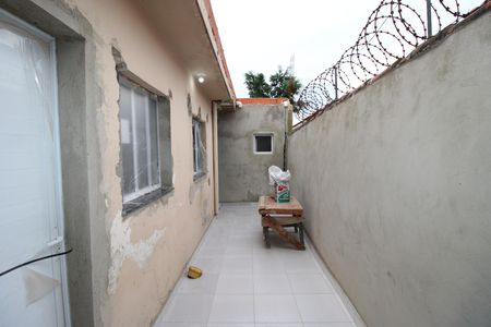 Casa para alugar com 35m², 1 quarto e 1 vagaÁrea de Serviço