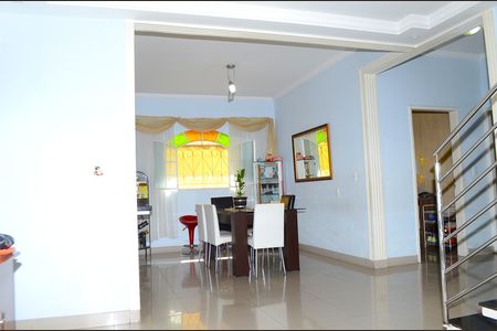 Casa para alugar com 350m², 4 quartos e 5 vagasSala de Jantar