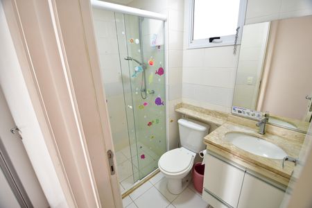 Apartamento à venda com 80m², 3 quartos e 2 vagasBanheiro Social