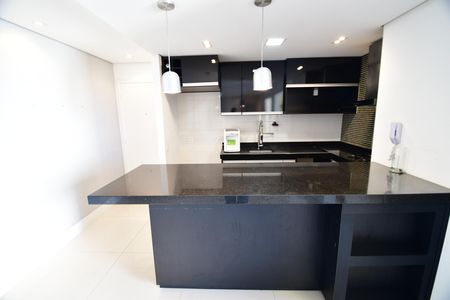 Apartamento à venda com 80m², 3 quartos e 2 vagasCozinha