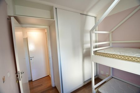 Apartamento à venda com 80m², 3 quartos e 2 vagasQuarto 1