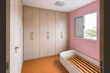 Quarto 2 de apartamento para alugar com 2 quartos, 49m² em São Domingos, São Paulo