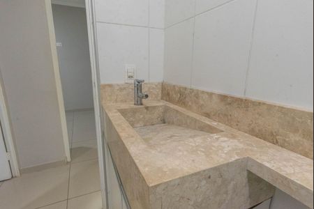 Apartamento para alugar com 55m², 2 quartos e 1 vaga Apartamento para alugar com 55m², 2 quartos e 1 vagaBanheiro