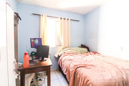 Casa de condomínio à venda com 72m², 2 quartos e 1 vagaQuarto 2