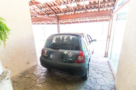 Casa de condomínio à venda com 72m², 2 quartos e 1 vagaGaragem