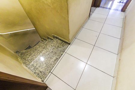Casa de condomínio à venda com 72m², 2 quartos e 1 vagaHall