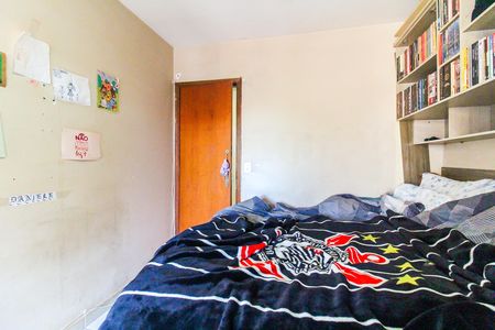 Suíte de casa de condomínio à venda com 2 quartos, 72m² em Vila Carmosina, São Paulo