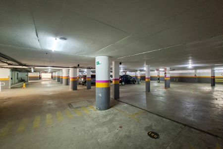 Apartamento para alugar com 72m², 2 quartos e 1 vaga Apartamento para alugar com 72m², 2 quartos e 1 vagaGaragem