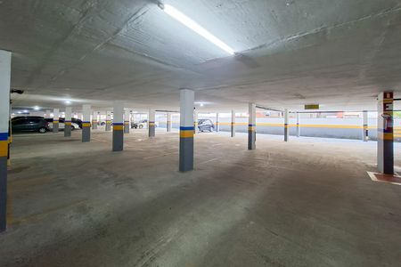 Apartamento para alugar com 72m², 2 quartos e 1 vaga Apartamento para alugar com 72m², 2 quartos e 1 vagaGaragem