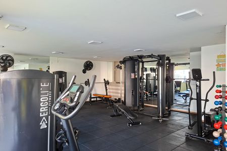 Apartamento para alugar com 72m², 2 quartos e 1 vaga Apartamento para alugar com 72m², 2 quartos e 1 vagaAcademia
