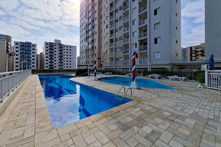 Apartamento para alugar com 72m², 2 quartos e 1 vaga Apartamento para alugar com 72m², 2 quartos e 1 vagaÁrea comum - Piscina