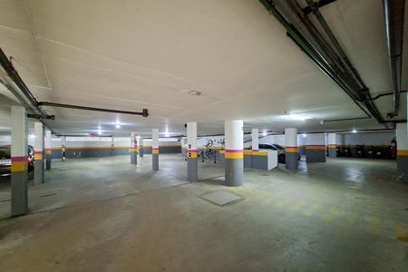 Apartamento para alugar com 72m², 2 quartos e 1 vaga Apartamento para alugar com 72m², 2 quartos e 1 vagaGaragem