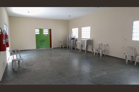 Apartamento à venda com 55m², 2 quartos e 1 vaga Apartamento à venda com 55m², 2 quartos e 1 vagaÁrea comum - Salão de Festas