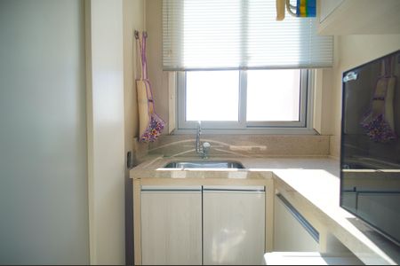 Apartamento para alugar com 98m², 3 quartos e 1 vagaÁrea de Serviço