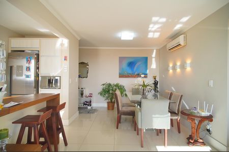 Apartamento para alugar com 98m², 3 quartos e 1 vagaSala