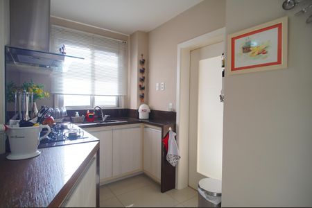Apartamento para alugar com 98m², 3 quartos e 1 vagaCozinha