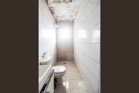 Casa à venda com 96m², 2 quartos e 3 vagasBanheiro