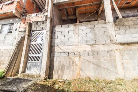 Casa à venda com 96m², 2 quartos e 3 vagasVista da Rua