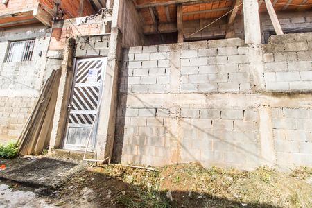 Casa à venda com 96m², 2 quartos e 3 vagasVista da Rua