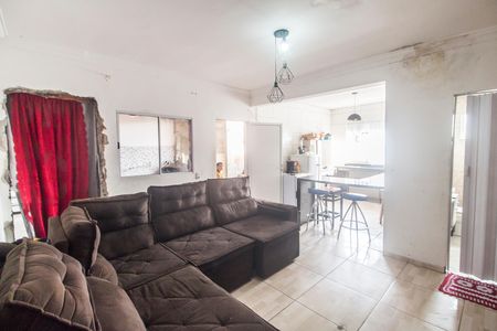 Casa à venda com 96m², 2 quartos e 3 vagasSala 