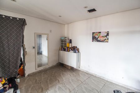 Casa à venda com 96m², 2 quartos e 3 vagasSala 
