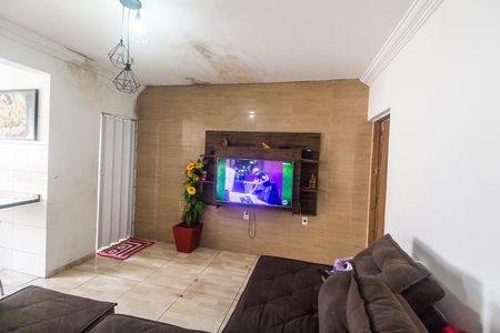 Casa à venda com 96m², 2 quartos e 3 vagasSala 