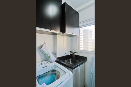 Apartamento à venda com 48m², 2 quartos e 1 vaga Apartamento à venda com 48m², 2 quartos e 1 vagaÁrea de Serviço