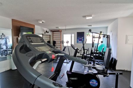 Apartamento à venda com 48m², 2 quartos e 1 vaga Apartamento à venda com 48m², 2 quartos e 1 vagaÁrea comum - Academia