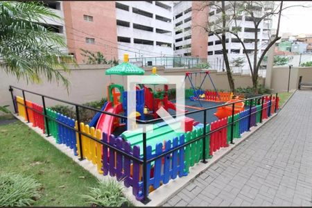 Apartamento à venda com 48m², 2 quartos e 1 vaga Apartamento à venda com 48m², 2 quartos e 1 vagaÁrea comum - Playground