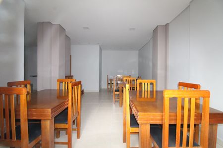 Apartamento para alugar com 53m², 2 quartos e 1 vagaÁrea comum - Salão de festas