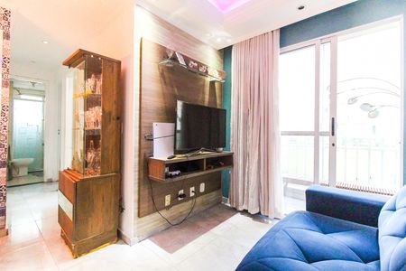 Sala de apartamento para alugar com 2 quartos, 54m² em Jardim Sao Miguel, Ferraz de Vasconcelos